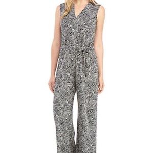 New Directions NWT Black & White Jumpsuit Sz M